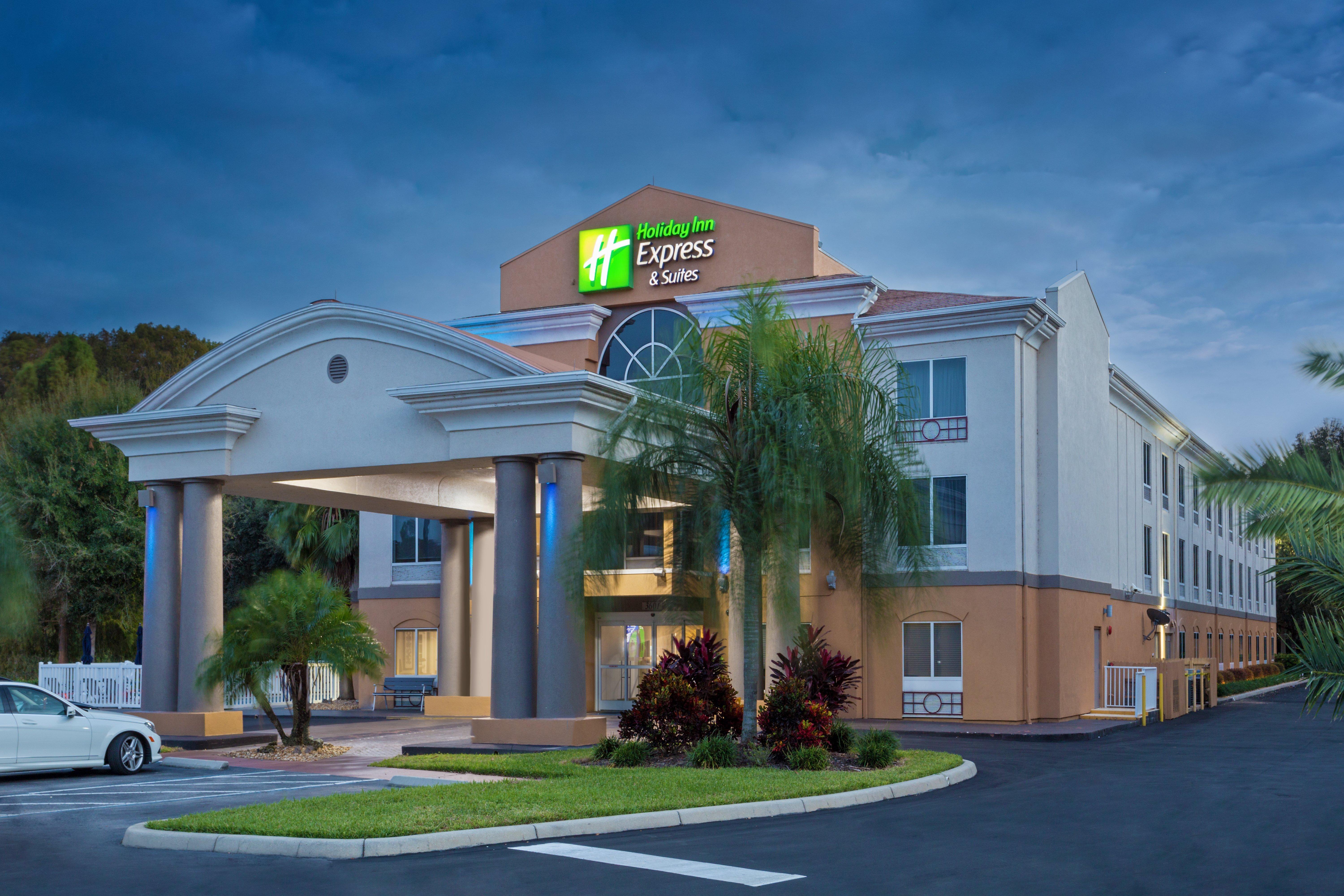 Holiday Inn Express & Suites Tavares By Ihg Exterior photo